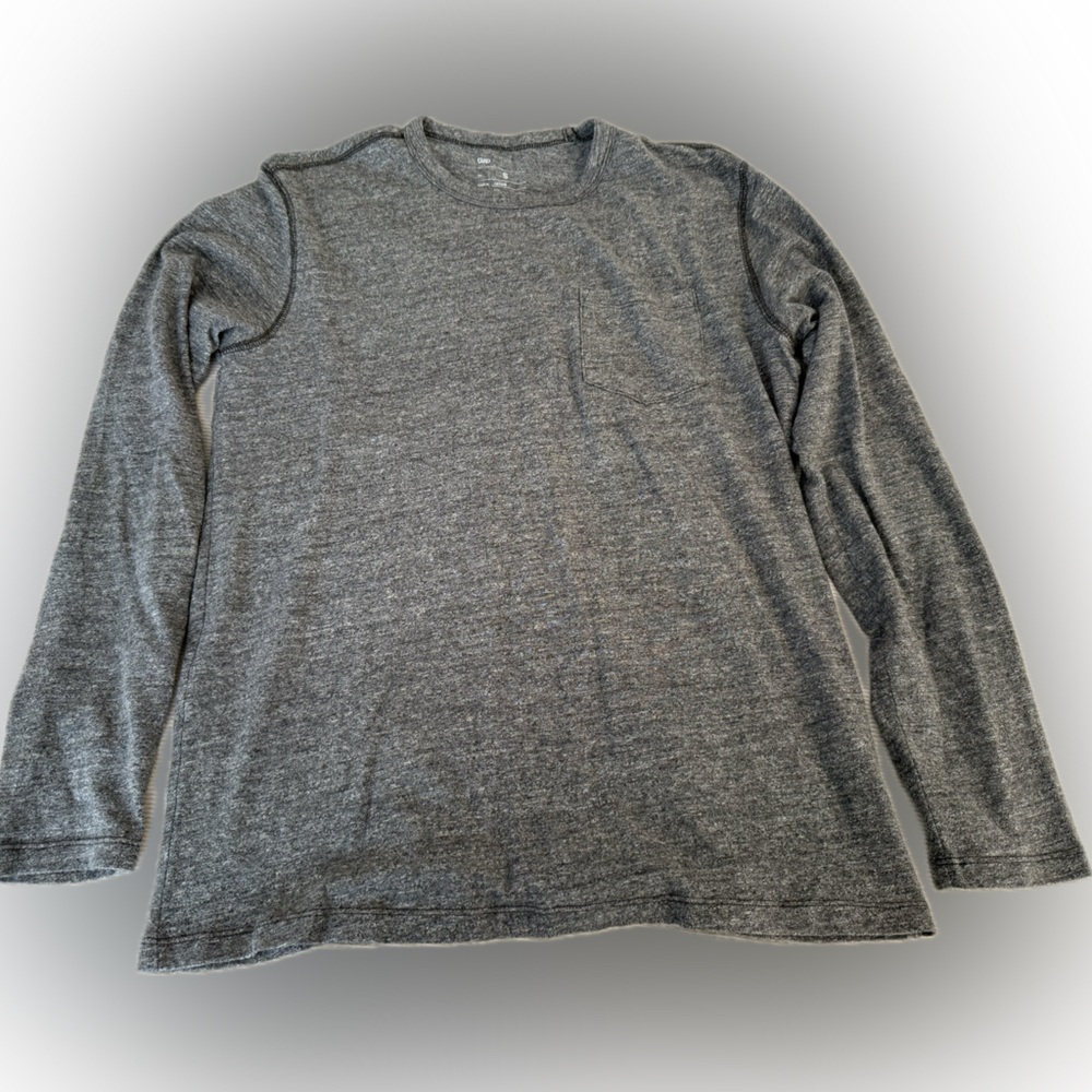 GAP NWT men’s small or unisex marled heather grey pocket long sleeve 💯 cotton